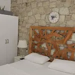 Ala - Special Category (adults Only) 4*