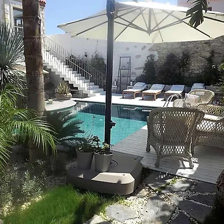 Ala - Special Category (adults Only) 4*